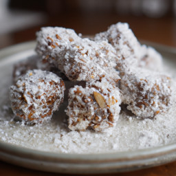 Dessert: United States – Pecan Snowball Cookies recipe