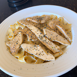 Entrée: United States – Chicken Alfredo recipe