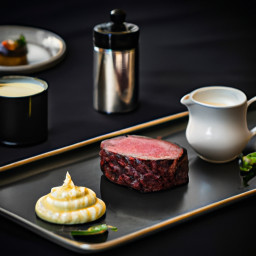 Entrée: France – Châteaubriand avec Beurre Maître d'Hôtel (Châteaubriand with Maître d'Hôtel Butter) recipe