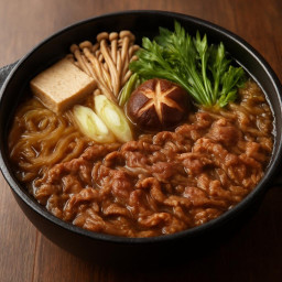 Entree: Japan – Kansai – すき焼き ➤ Sukiyaki (Hot pot with thinly sliced beef and vegetables) recipe