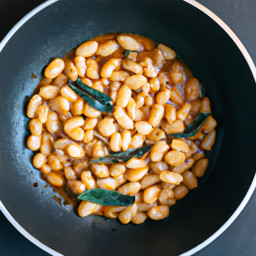 Side Dish: Italy – Fagioli Cannellini in Padella (Tuscan-Style Cannellini Beans in a Skillet) recipe