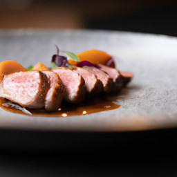 Entrée: France – Canard Au Glace De Miel Et Sauce Soja (Duck Breast with Honey and Soy Glaze) recipe