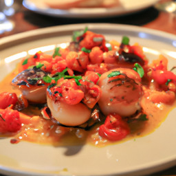 Appetizer: France – Coquilles Saint-Jacques à la Provençale (Broiled Scallops with Garlic and Tomato) recipe