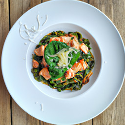 Entrée: United States – Spinach and Salmon Pasta recipe