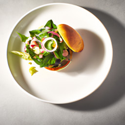 Entrée: United States – Bunless Classic Cheeseburger recipe