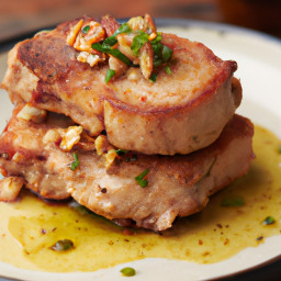 Entrée: United States – Baked Pork Chops with Garlic Butter recipe
