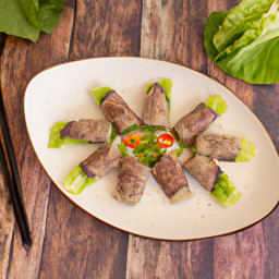 Entrée: United States – Lettuce Wraps with Garlic Beef recipe