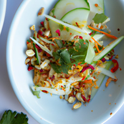 Side Dish: Thailand – สลัดมะละกอกรอบกับแตงกวาและน้ำมะนาว ▶ Salad Malako Krop Kap Taengkwa Lae Nam Manao (Crisp Green Papaya and Cucumber Lime Slaw) recipe