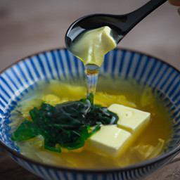 Entrée: Japan – 柚子出汁豆腐とわかめ ▶ Yuzu Dashi Tofu to Wakame (Yuzu Dashi with Silken Tofu and Wakame) recipe