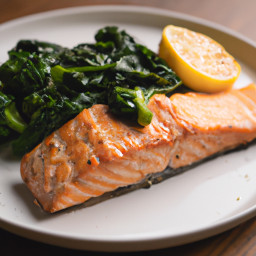 Entrée: United States – Lemon Garlic Salmon with Broccoli and Spinach recipe